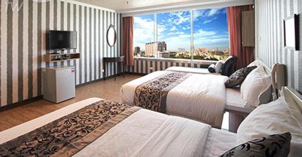 Ya Tai Hotel Kaohsiung Extérieur photo