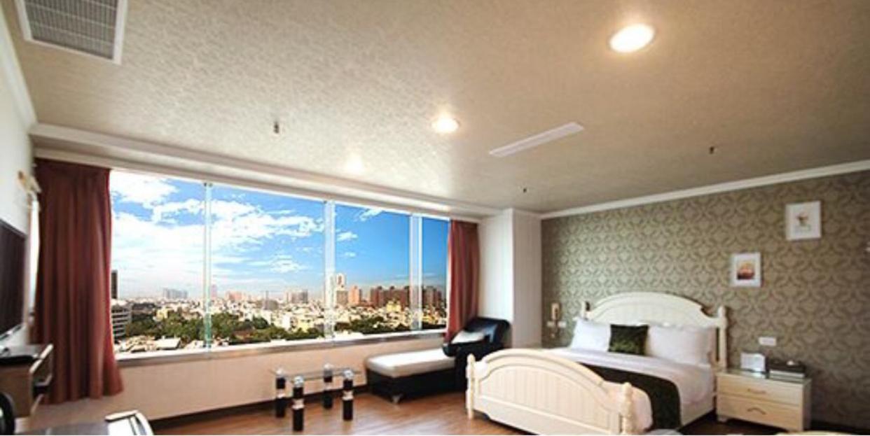 Ya Tai Hotel Kaohsiung Extérieur photo
