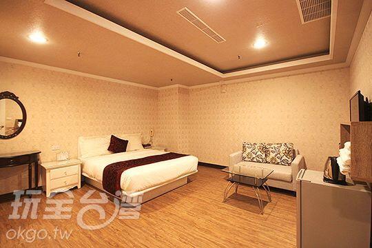 Ya Tai Hotel Kaohsiung Extérieur photo